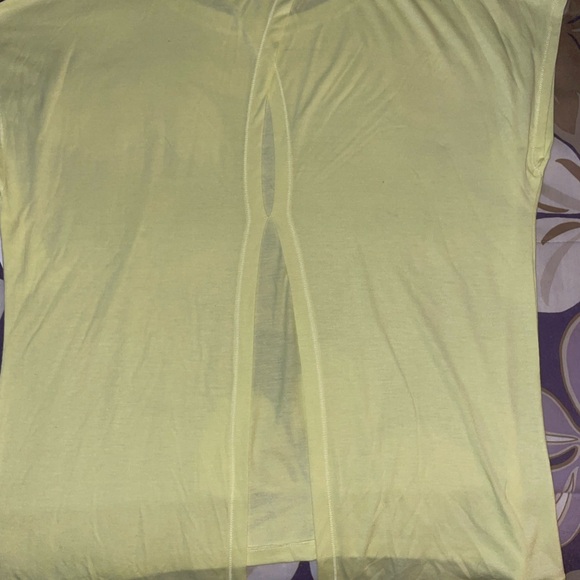 Workout top - Picture 5 of 7